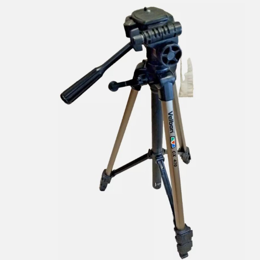 VELBON CX-470 Lightweight Photo/Video Tripod 3 Way Pan/ Tilt Head Ex Condition